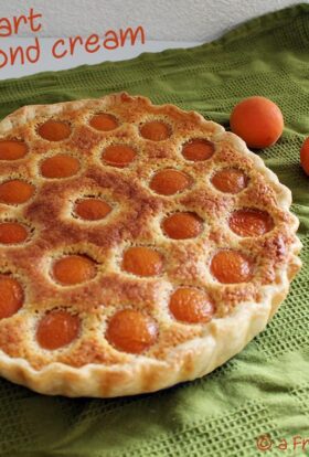 Apricot tart recipe with almond cream