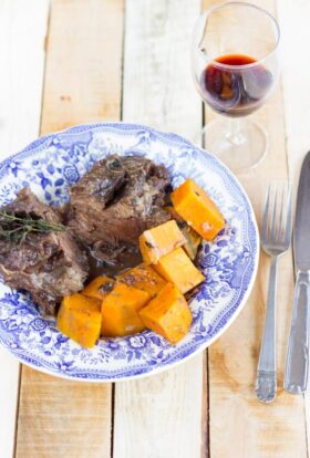 Braised beef cheeks recipe with sweet potatoes and quinces