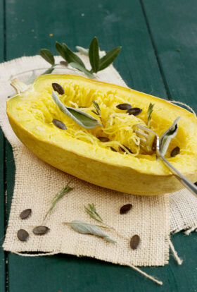 Spaghetti squash in the oven, quick and easy