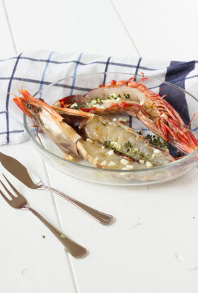 Giant prawns with garlic and olive oil