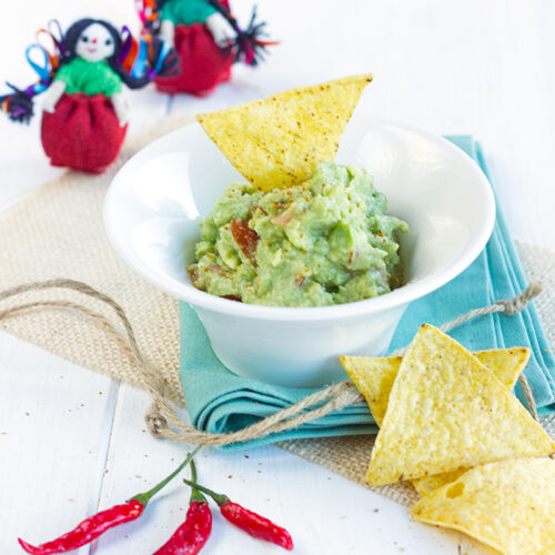 Homemade guacamole recipe