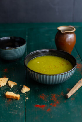 Soupe à la courge et aux queues de radis