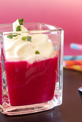 Verrine, Gaspacho de betteraves, Mousse de chèvre frais