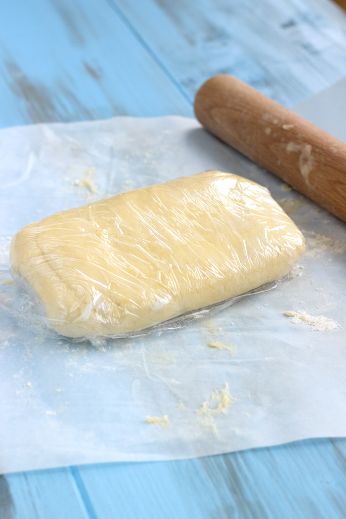 Easy and fast puff pastry recipe